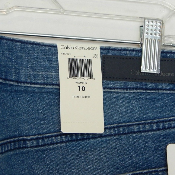 Calvin Klein Womens Size 10 Shorts Jean City Short - Picture 3 of 3